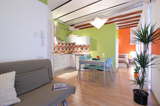 Апартаменты "Абстракт" в Барселоне